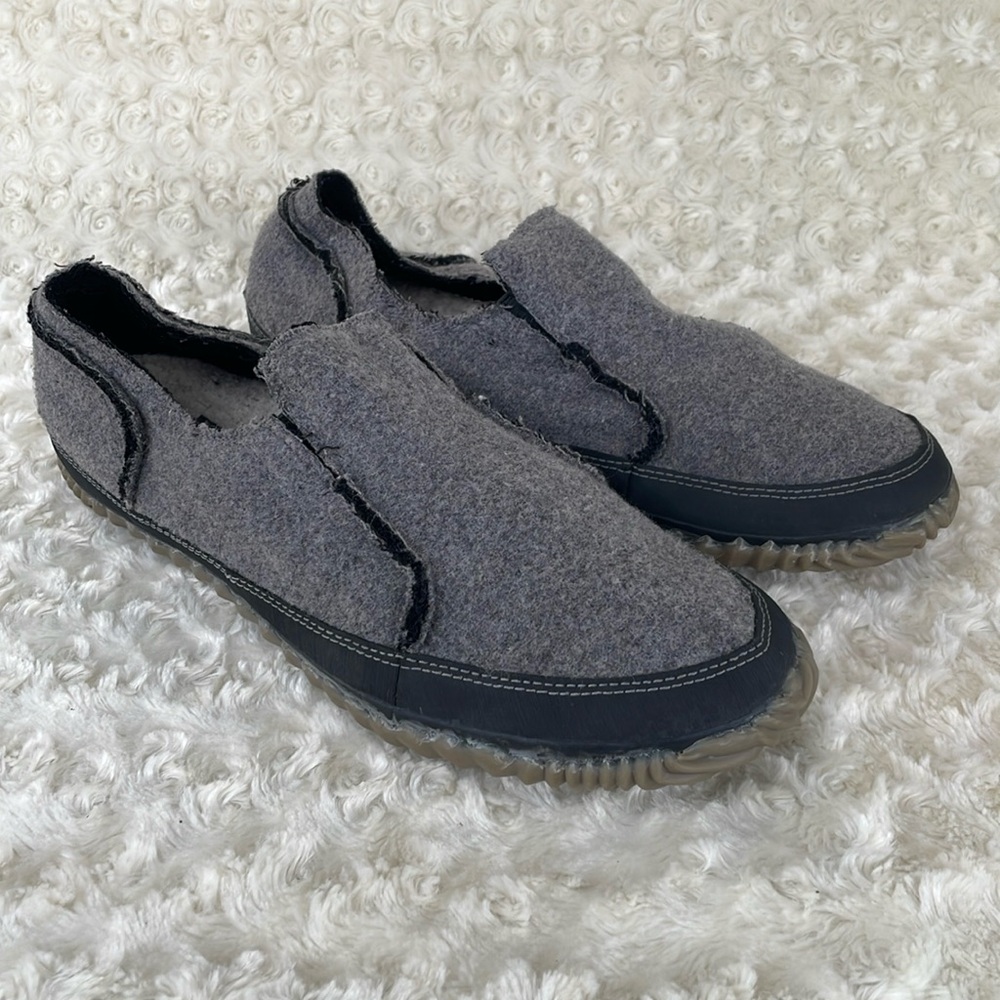 Sorel slippers for men’s